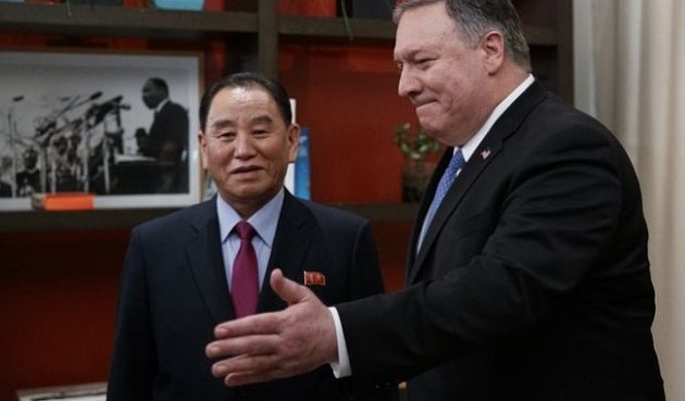 Ο Πόμπεο συναντήθηκε με το «δεξί χέρι» του Κιμ Γιονγκ Ουν