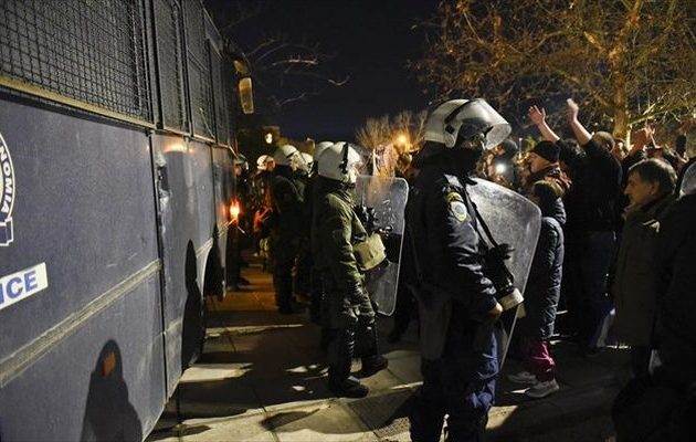Συνελήφθη 42χρονος στη διαδήλωση έξω από το Μέγαρο Μουσικής Θεσσαλονίκης