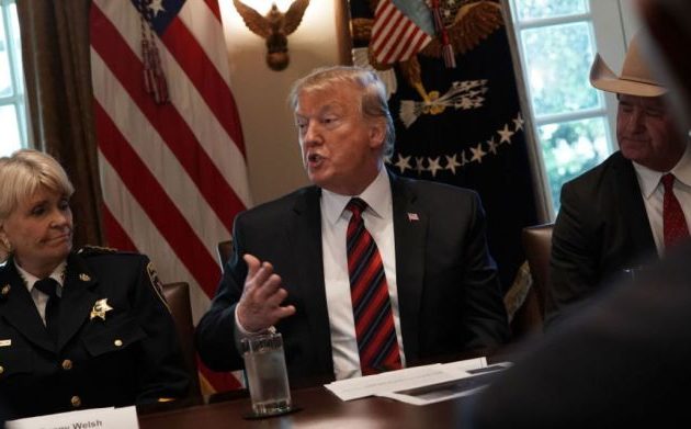 Ο Ντόναλντ Τραμπ ανακοίνωσε εξοπλιστικό πρόγραμμα που θυμίζει «πόλεμο των άστρων»