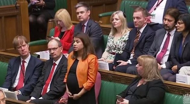 Βουλευτής ακύρωσε την καισαρική της για να ψηφίσει το Brexit