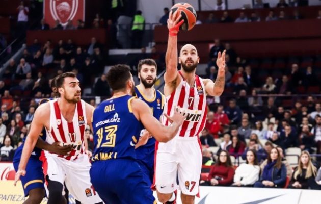 Euroleague: Ο Ολυμπιακός νίκησε 71-57 την Χίμκι και βλέπει τετράδα