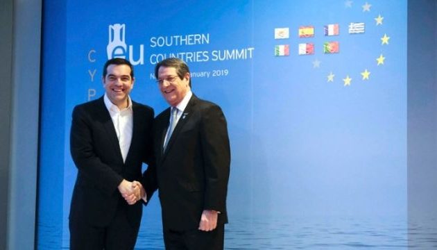 Στις 9.30 η συνάντηση Τσίπρα-Αναστασιάδη στη Λευκωσία