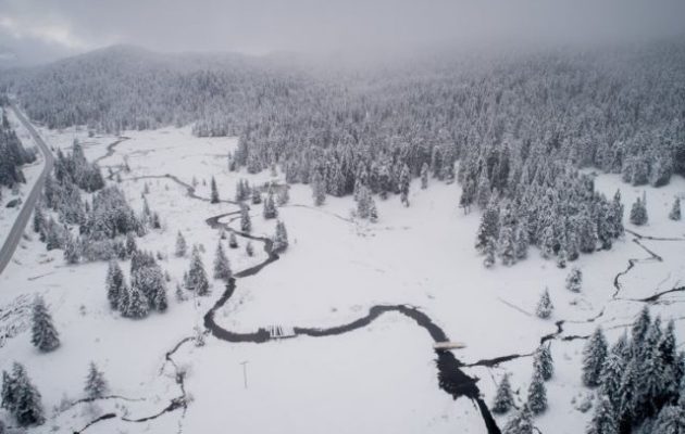Ξεπέρασε το μισό μέτρο το χιόνι στα ορεινά του νομού Τρικάλων
