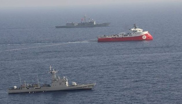 Το «Barbaros» συνοδευόμενο από τουρκικές φρεγάτες εισέρχεται στην κυπριακή ΑΟΖ