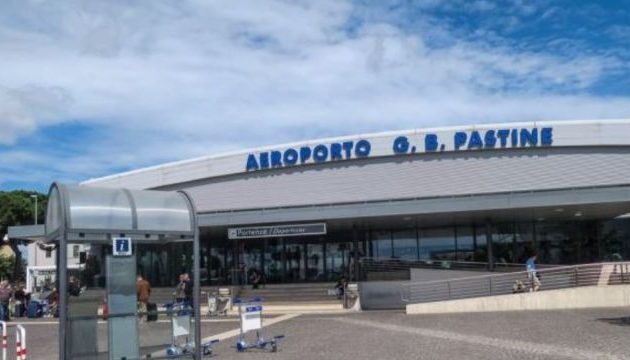 Συναγερμός σε αεροδρόμιο στη Ρώμη – Έκλεισε λόγω φωτιάς
