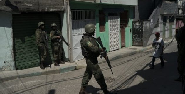 Βραζιλία: 13 νεκροί από αστυνομική επιχείρηση στις φαβέλες του Ρίο Ντε Τζανέιρο