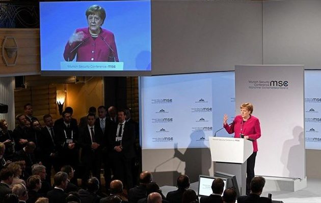 Ολομέτωπη επίθεση της Μέρκελ στις ΗΠΑ – Γεωστρατηγικά «απέναντι» Βερολίνο-Ουάσιγκτον