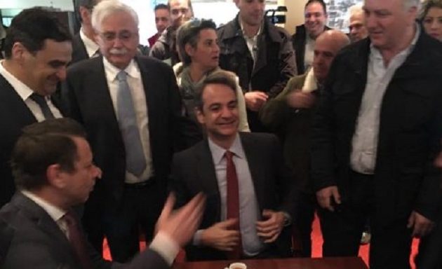 Ο Μητσοτάκης αν και Κρητικός δεν το «σηκώνει» το τσίπουρο