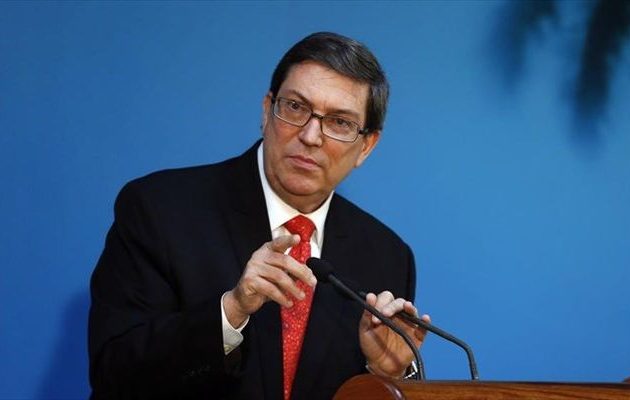 O υπουργός Εξωτερικών της Κούβας φώναξε τους ξένους διπλωμάτες για να τους μιλήσει για τη Βενεζουέλα