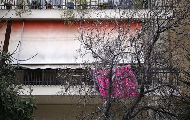 Ομολόγησε η Χιλιανή που κατέσφαξε και φίμωσε με μανταλάκια τον 79χρονο στον Πειραιά