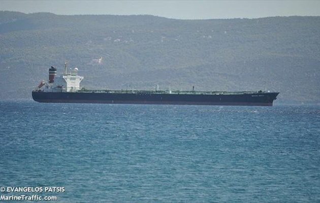 Αγκυροβόλησε στη Λήμνο το τάνκερ που έπλεε ακυβέρνητο