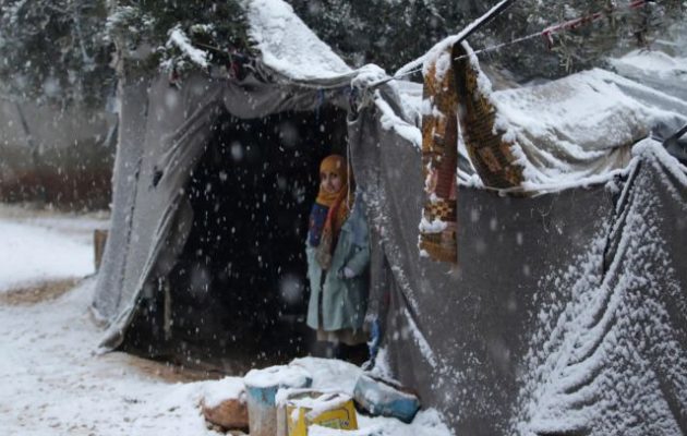 29 παιδιά και βρέφη πέθαναν από το κρύο σε καταυλισμό τη βορειοανατολική Συρία