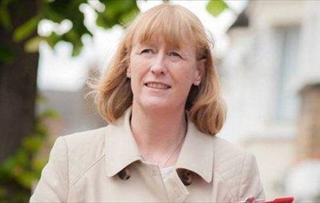 Άλλη μία Βρετανίδα βουλευτής υπέβαλε την παραίτησή της στον Κόρμπιν – Γιατί τον κατηγορεί