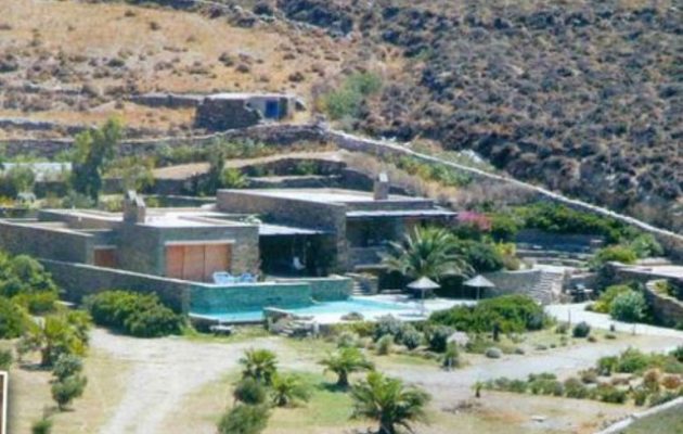 Πουλήθηκε για 1,8 εκατ. ευρώ η βίλα του Σεραφείμ Φυντανίδη στην Τήνο – Ποιος την αγόρασε