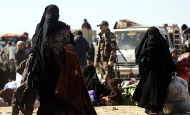 Εκκενώνουν τους αμάχους από το τελευταίο θύλακα της οργάνωσης Ισλαμικό Κράτος
