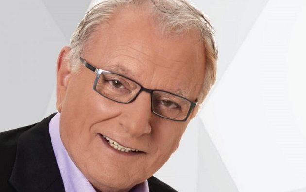 Εσπευσμένα στο νοσοκομείο ο δημοσιογράφος Κώστας Χαρδαβέλλας – Τι αποκάλυψε η γυναίκα του