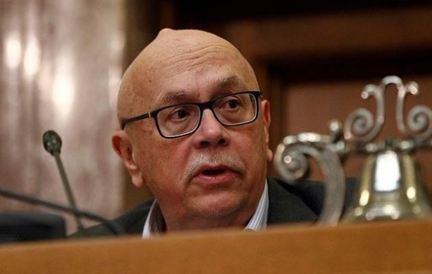 Ο Δουζίνας διαψεύδει ότι υποστήριξε «έντιμο συμβιβασμό με την Τουρκία» όπως με τη Βόρεια Μακεδονία