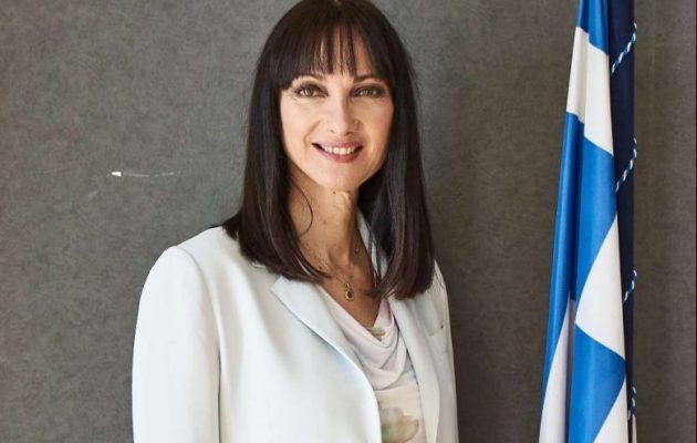 Η Έλενα Κουντουρά υποψήφια καλύτερη υπουργός Τουρισμού παγκοσμίως