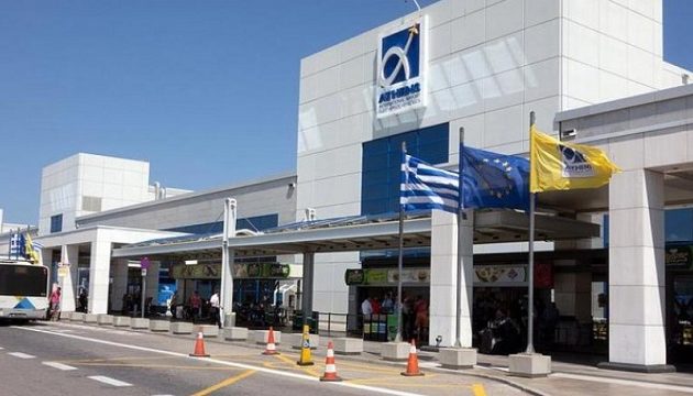 Covid-19: Σταματούν όλες οι πτήσεις από και προς Ελλάδα από την Κυριακή