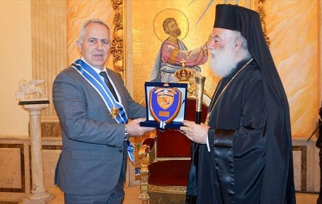 Θερμή υποδοχή του Ευάγγελου Αποστολάκη από τους Αιγυπτιώτες στην Αλεξάνδρεια