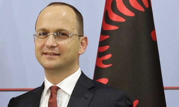 «Η Αλβανία να ορίσει ΑΟΖ με την Ελλάδα», λέει ο Μπουσάτι