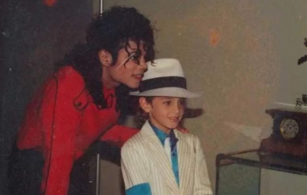 Ανατριχίλα από τις μαρτυρίες για το πώς ο Μάικλ Τζάκσον βίαζε παιδιά – «Ξεκινούσε με στοματικό»