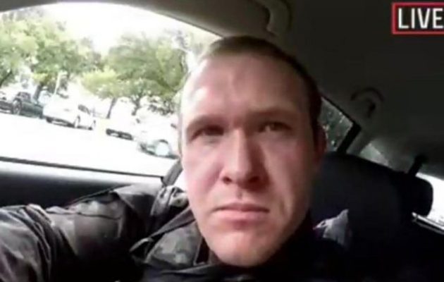 Νέα Ζηλανδία: Δείτε τον ακροδεξιό να μπαίνει στο τζαμί πυροβολώντας (βίντεο)