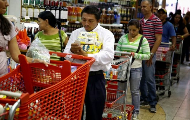 Η Bενεζουέλα δίνει πετρέλαιο και παίρνει τρόφιμα και φάρμακα από τη Ρωσία