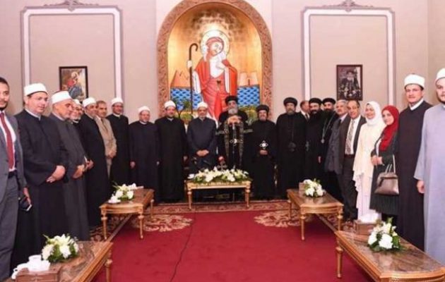 Οι μουσουλμάνοι ηγέτες της Αιγύπτου ευχήθηκαν στον Κόπτη Πατριάρχη για το Πάσχα