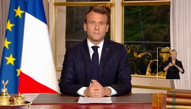 Διάγγελμα Μακρόν: Η Παναγία των Παρισίων θα αποκατασταθεί μέσα σε πέντε χρόνια