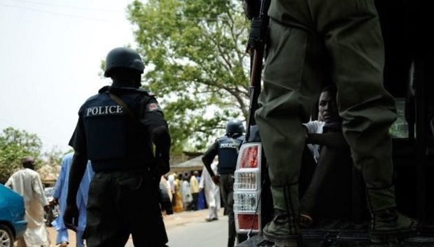 Αστυνομικός στη Νιγηρία παρέσυρε και σκότωσε παιδιά γιατί του έκλειναν το δρόμο
