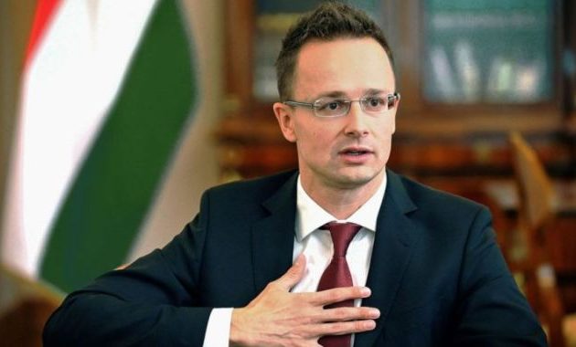 Η Ουγγαρία υποστηρίζει την Τουρκία για τους S-400 – Τι δήλωσε ο Ούγγρος ΥΠΕΞ Η Ουγγαρία υποστηρίζει την Τουρκία για τους S-400 – Τι δήλωσε ο Ούγγρος ΥΠΕΞ