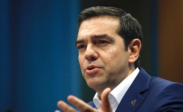 Ο Τσίπρας καλεί τους προοδευτικούς πολίτες να πάρουν τον ΣΥΡΙΖΑ στα χέρια τους