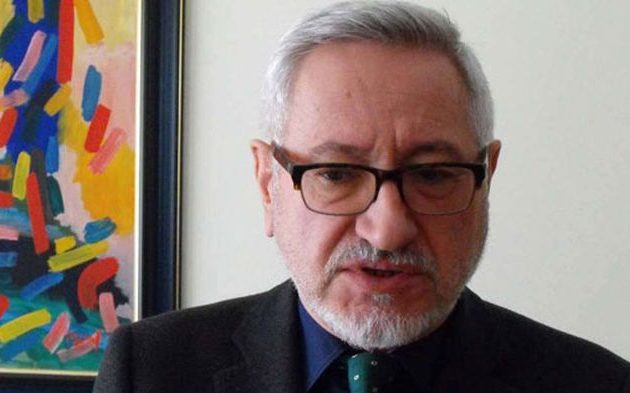 Άνγκελ Ντιμιτρόφ: «Η Βόρεια Μακεδονία χρειάζεται να βιώσει ιστορική και πολιτική κάθαρση»