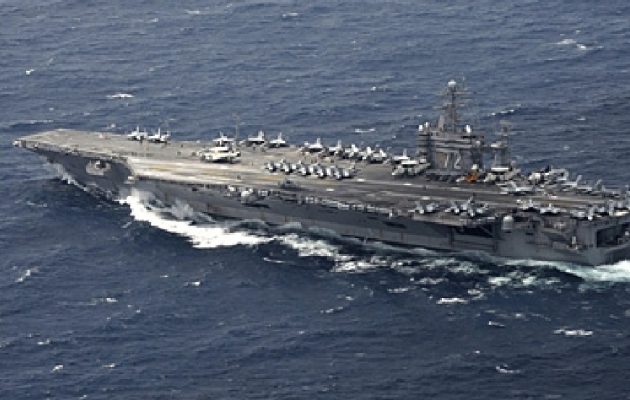 Το Ιράν απειλεί ότι θα βυθίσει το αεροπλανοφόρο USS Abraham Lincoln των ΗΠΑ