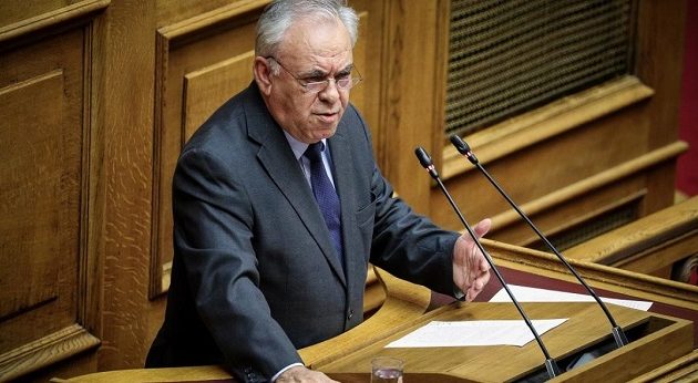 Δραγασάκης: Το πρόβλημά σας κ. Μητσοτάκη είναι ο Τσίπρας και όχι ο Πολάκης