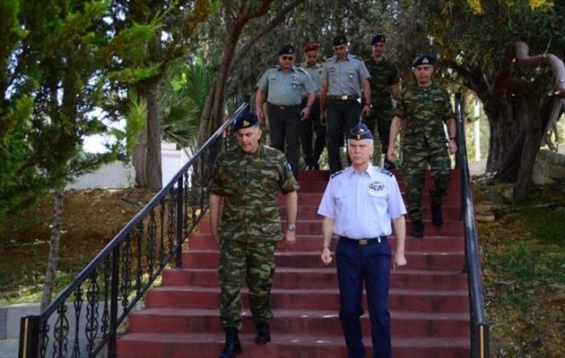 O Αρχηγός ΓΕΕΘΑ επισκέφθηκε την Ελληνική Δύναμη Κύπρου