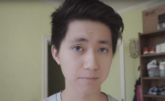 YouTuber κέρδιζε χρήματα εξευτελίζοντας άστεγο στη Βαρκελώνη