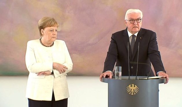 Γερμανικά ΜΜΕ: Το τρέμουλο της Μέρκελ έχει «ψυχολογικό υπόβαθρο»