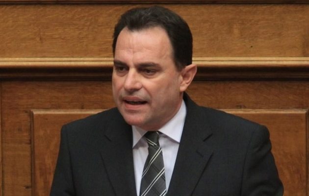 ΣΥΡΙΖΑ: Να τον χαίρεται ο κ. Μητσοτάκης και το νέο του υπουργό – Βίντεο με τη «δράση» του