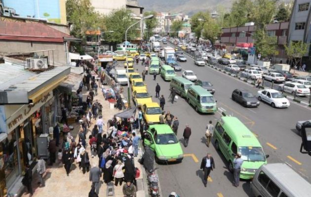 Ιράν: 547 εστιατόρια και καφέ έκλεισαν στην Τεχεράνη για λόγους προσβολής της «ισλαμικής ηθικής»