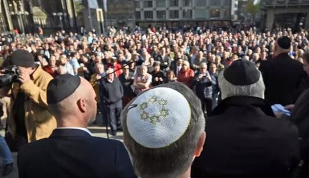 Κινδυνεύουν οι Εβραίοι ξανά στη Γερμανία; – Έξαρση του αντισημιτισμού