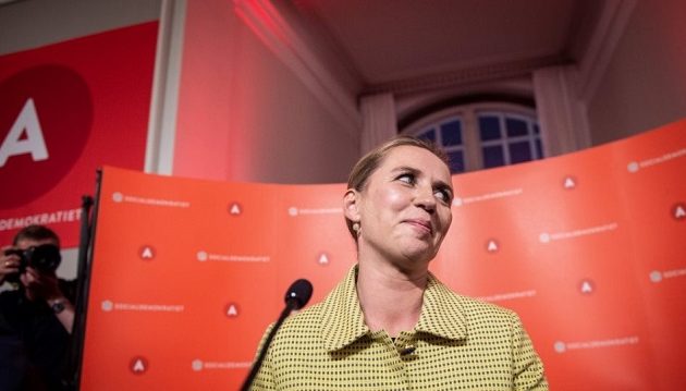 Μια 40αρα έγινε η νεότερη πρωθυπουργός στη Δανία – Ποια είναι η Μίτι Φρεντερίκσεν