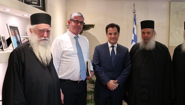 Τις… ιερές επενδύσεις έπιασε o Άδωνις – Είδε αντιπροσωπεία του Αγίου Όρους