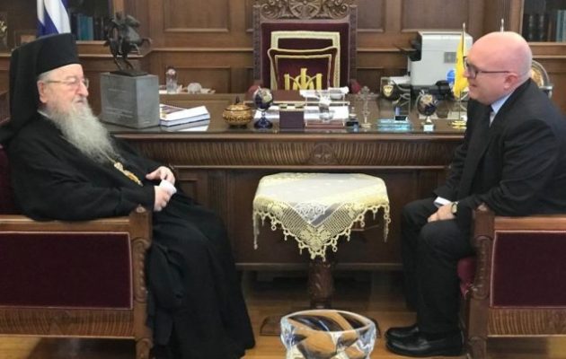 Ο Φίλιπ Ρίκερ συναντήθηκε στη Θεσσαλονίκη με Άνθιμο και Ζέρβα