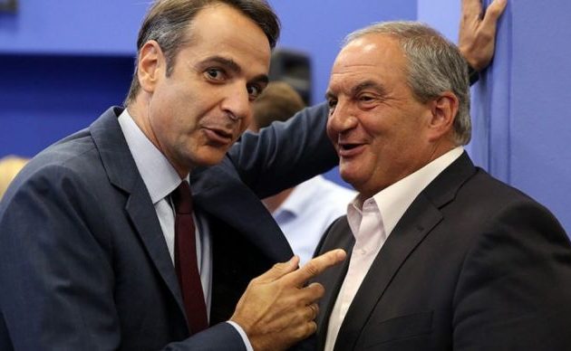 Το Politico διασύρει το ελληνικό πολιτικό σύστημα – Τη χώρα κυβερνάνε πολιτικές δυναστείες