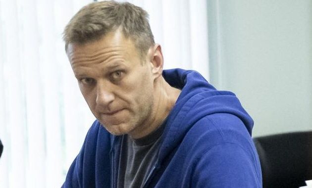 «Τοξικός παράγοντας» έστειλε τον ηγέτη της ρωσικής αντιπολίτευσης στο νοσοκομείο, λέει η γιατρός του