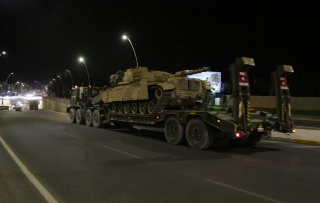 Η Τουρκία επιβεβαίωσε ότι μετακινεί στρατεύματα στα σύνορα με τους Κούρδους στη Συρία