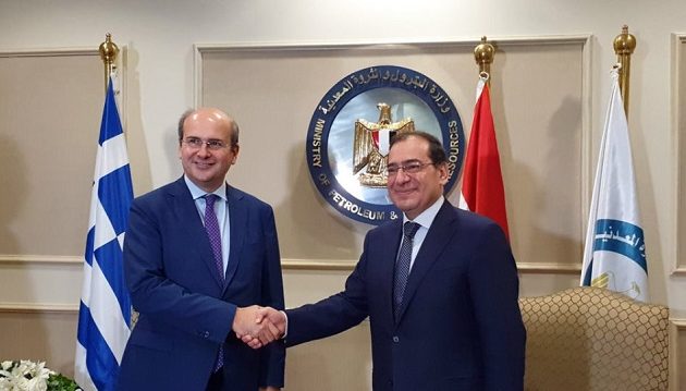Για υδρογονάνθρακες μίλησαν Χατζηδάκης-Ταρέκ Ελ Μόλα στην Αίγυπτο