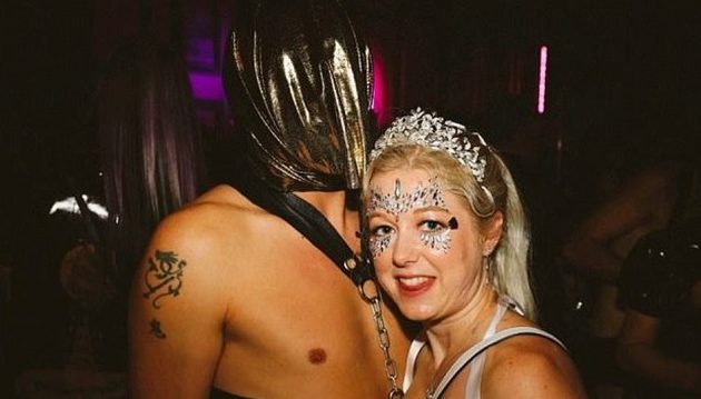 Παντρεύτηκαν στο πρώτο ραντεβού, ζούσαν με τους πρώην και χώρισαν σε δύο μήνες